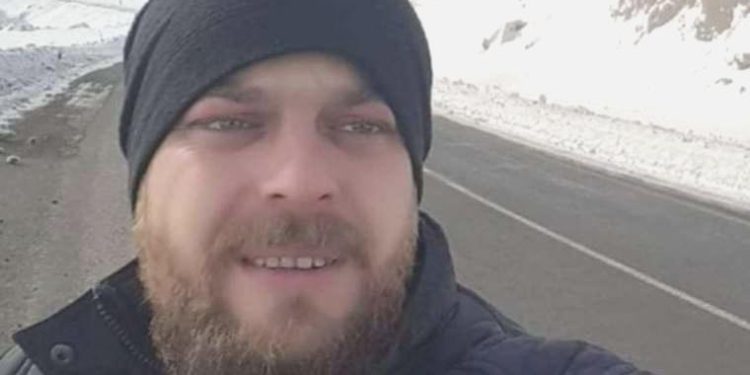 Polis memuru silahla vurulmuş halde meyyit bulundu