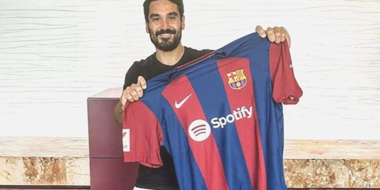 Ronald Koeman’dan İlkay Gündoğan transferine tenkit