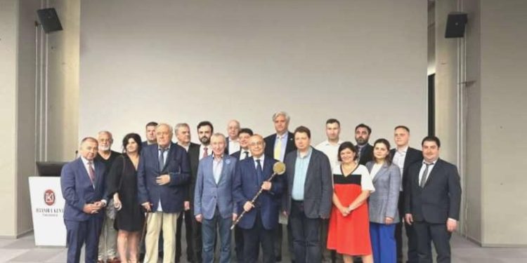 Rusya’nın Asası, Kant’ın barışı