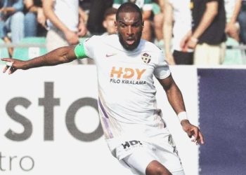 Ryan Babel yurttaşın sesi oldu: İktisada isyan etti!
