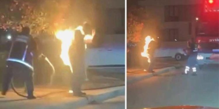 Sakarya’da dehşetli olay: Sokak ortasında kendini yaktı