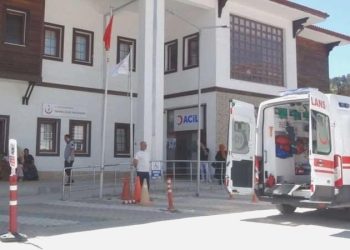 Sakarya’da iş cinayeti: Elektrik direğinden düşen emekçi hayatını kaybetti