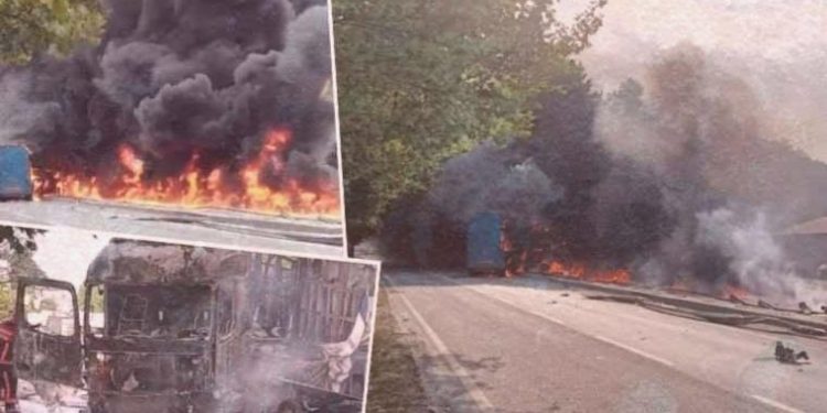 Sakarya’da müthiş kaza: Tır bomba üzere patladı, facianın eşiğinden dönüldü