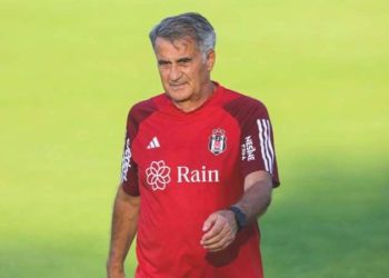 Şenol Güneş’ten transfer kelamları: ‘İki oyuncunun da kalmasını istiyorum’