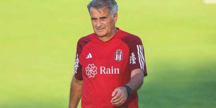 Şenol Güneş’ten transfer kelamları: ‘İki oyuncunun da kalmasını istiyorum’