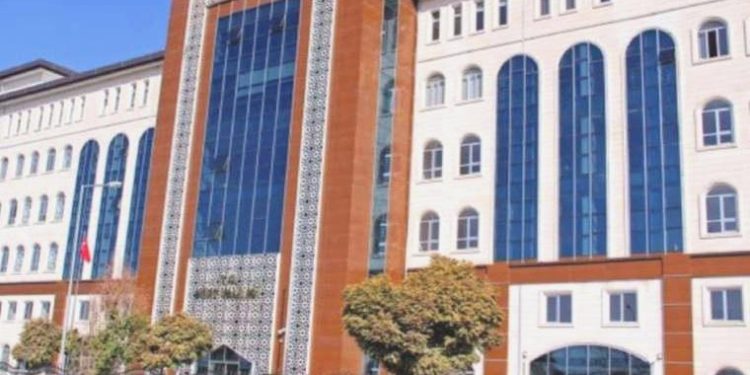 Siirt’te toplantı ve şov yürüyüşleri 15 gün müddetle yasaklandı