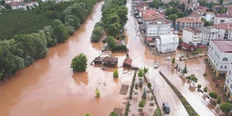 Son dakika… AFAD’dan 13 vilayet için ‘turuncu kod’lu sağanak uyarısı