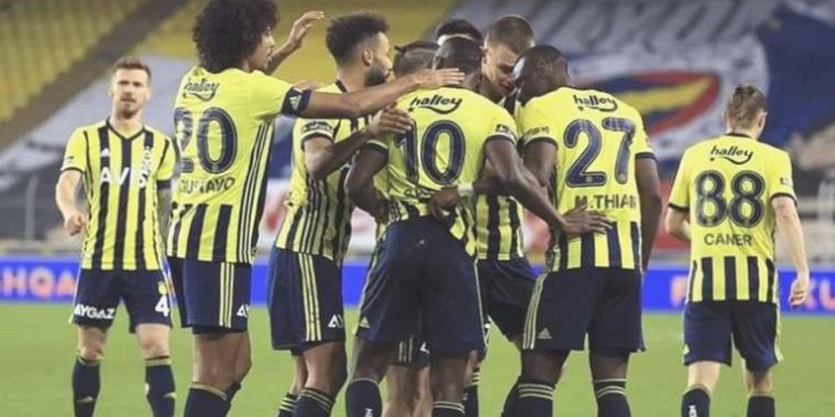 Son Dakika: Fenerbahçe Mbwana Samatta ile yolları ayırdı