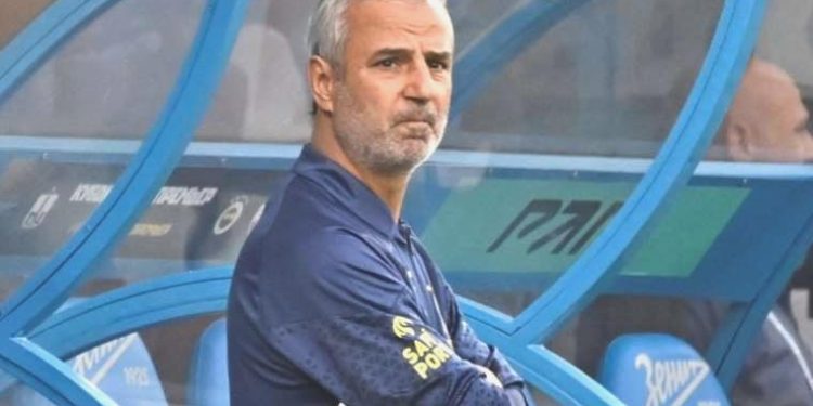 Son dakika: Fenerbahçe’de İsmail Kartal, Rodrigo Becao transferini duyurdu