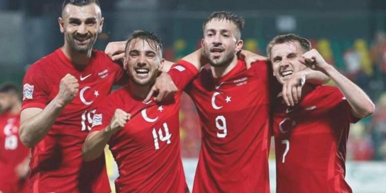 Son dakika: Galatasaray Halil Dervişoğlu’nu resmen açıkladı