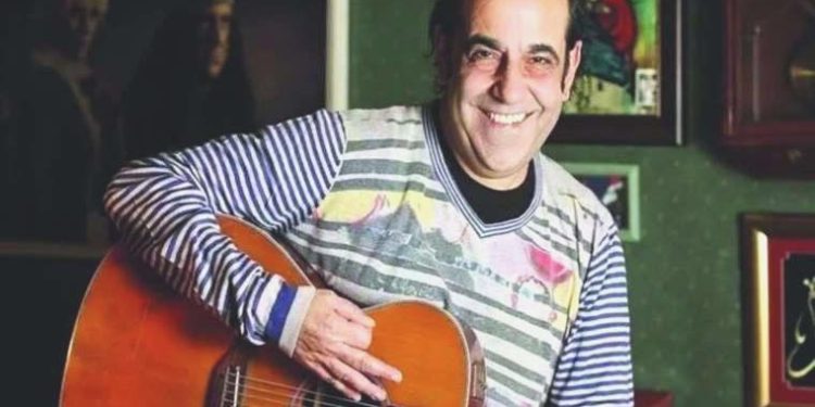 Son dakika… Özkan Uğur hayatını kaybetti!