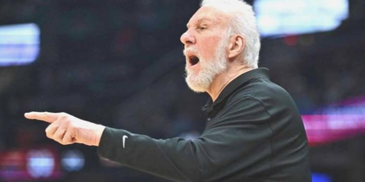 Spurs, başantrenörü Popovich ile 5 yıllık mukavele yeniledi
