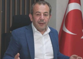 Tanju Özcan’dan Öztrak’ın ‘Saray’ savına: ‘Kendimi Kızılay Meydanı’nda yakarım’