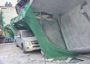 Tayland’da üst yol inşaatı çöktü: 2 meyyit, 13 yaralı