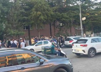 TİP, Hazine ve Maliye Bakanlığı önünde artırımları protesto etti, 15 kişi gözaltına alındı