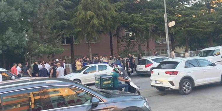 TİP, Hazine ve Maliye Bakanlığı önünde artırımları protesto etti, 15 kişi gözaltına alındı