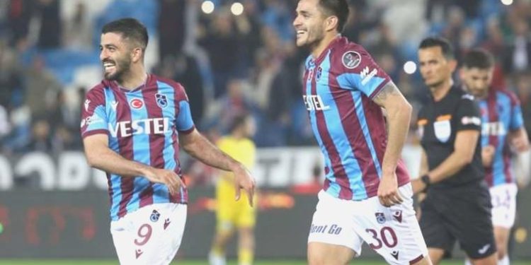 Trabzonspor’da Maxi Gomez’in talipleri artıyor