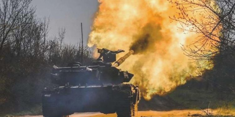 Ukrayna, Bahmut’un kuzey ve güneyinde birtakım mevzilerin denetimini sağladığını duyurdu