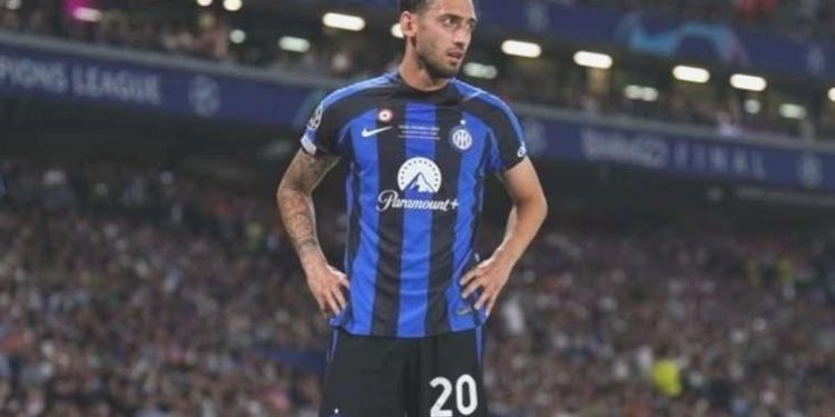 Ulusal futbolcu Hakan Çalhanoğlu memleketi Bayburt’a geliyor
