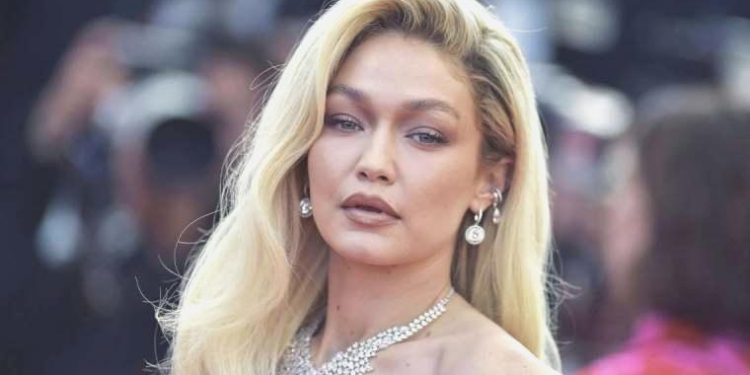 Ünlü model Gigi Hadid, uyuşturucu unsur bulundurmaktan tutuklandı
