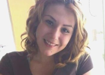 Uyuyan bayanın üstünden çim biçme makinesiyle geçti