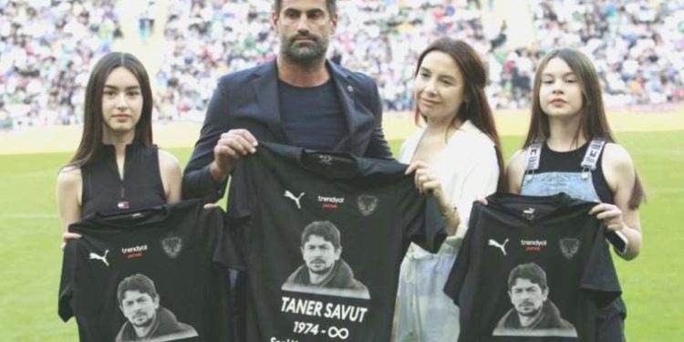 Volkan Demirel: ‘Ayakta dimdik duran bir Hatayspor var’