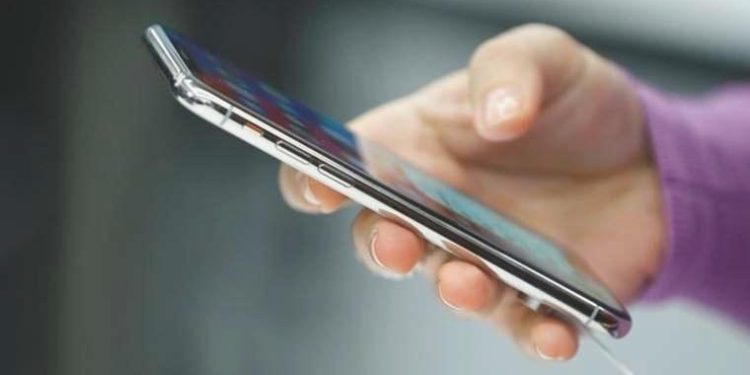 1 kilo altını telefon dolandırıcılarına kaptırdı!