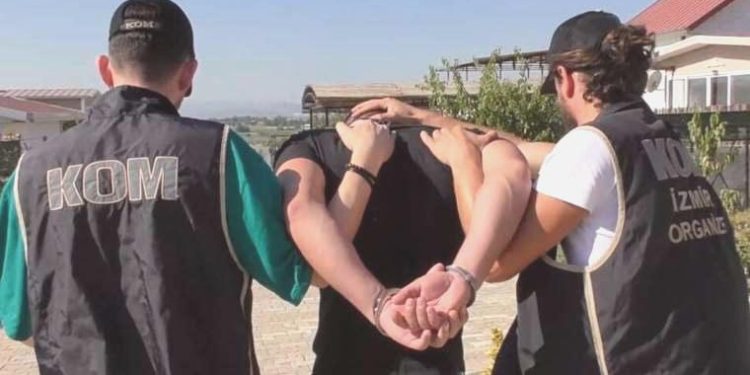 3 vilayette ‘Kelebek’ operasyonu… 17 gözaltı!