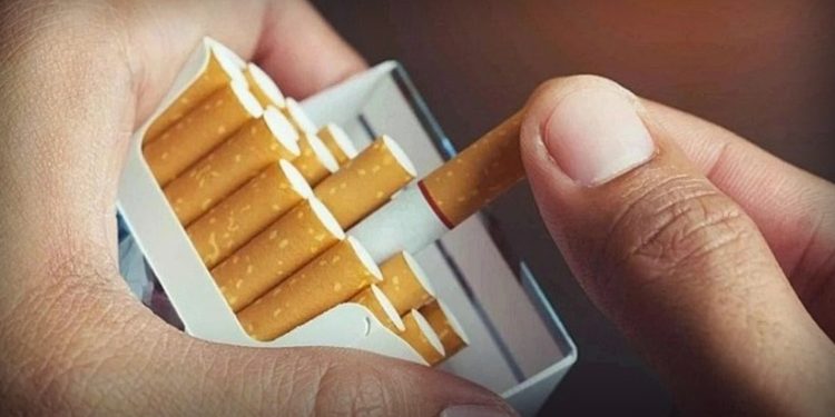 Sigaraya 5 lira zam yapıldı!