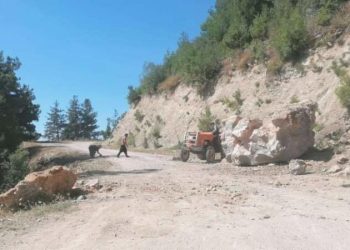 Adana’da sarsıntı sonrası kritik ikaz: Kaya düşme tehlikesi var!