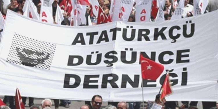 ADD: Demokratik hukuk devleti yok ediliyor!