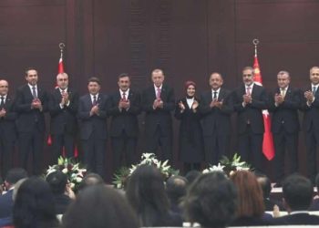 AKP kulislerinde konuşulanlar sızdı: Kabinede birinci değişecek bakanlar kimler olur?