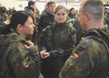 Almanya, savunma harcamalarını artırıyor