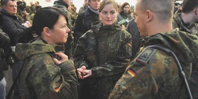 Almanya, savunma harcamalarını artırıyor