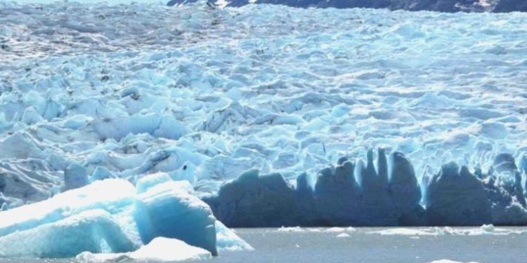 Antarktika’da Arjantin büyüklüğünde deniz buzu eridi