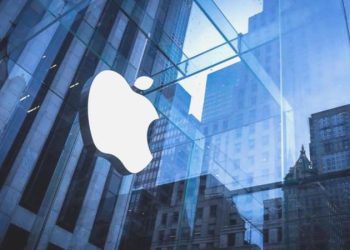 Apple’a 1 milyar dolarlık toplu dava açıldı