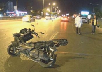 Ataşehir D-100 Karayolu’nda feci kaza: Arabanın çarptığı motosikletli hayatını kaybetti
