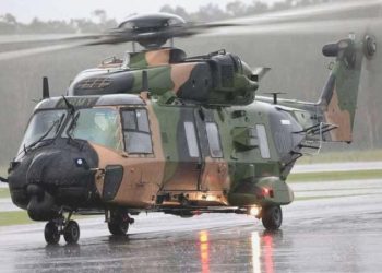 Avustralya’da askeri helikopter düştü