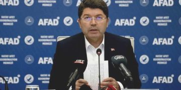 Bakan Tunç’tan ‘Hatay’ açıklaması: ‘Hükümetlerimiz periyodunda yapılan adalet saraylarımız yıkılmadı’