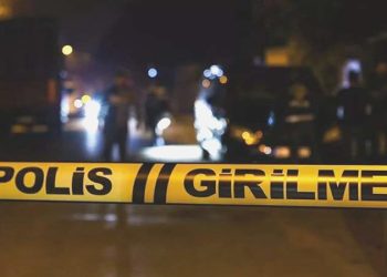 Bakırköy’de dehşet veren olay… 2 kişi silahla vurulmuş halde meyyit bulundu!