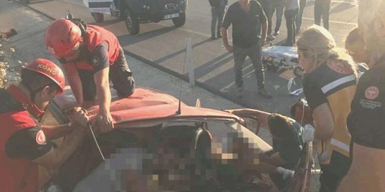 Balıkesir’de araba takla attı: 2 meyyit, 1 yaralı