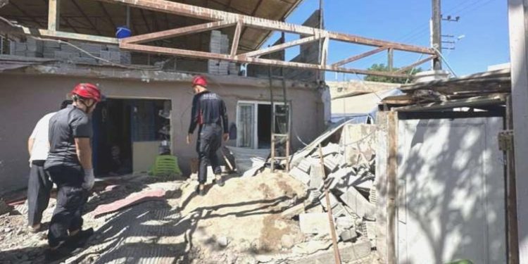 Bayanlar yemek yaparken göçük altında kaldı: 1 meyyit, 2 yaralı