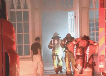 Beşiktaş’taki Yıldız Hamidiye Camii’nde yangın!