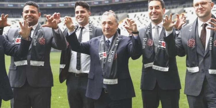 Beşiktaş’tan transfer açıklaması