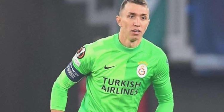 Brezilya basını duyurdu! Fernando Muslera’ya sürpriz talip