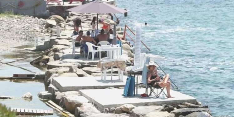 Bunu da yaptılar! Silivri’de ‘beton loca’ tartışması