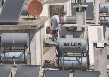 Çatıda 10 gün evvel öldüğü belirlenen ceset bulundu