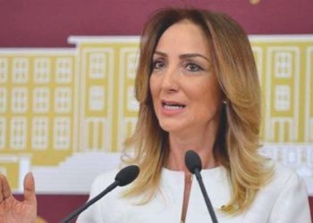 CHP Bayan Kolları Genel Lideri Aylin Nazlıaka’dan Aile Bakanı’na reaksiyon: ‘Kadınların yarısı bile nafaka alamıyor’