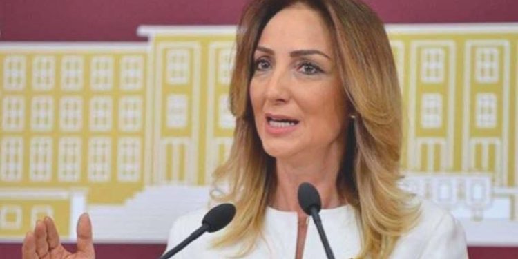 CHP Bayan Kolları Genel Lideri Aylin Nazlıaka’dan Aile Bakanı’na reaksiyon: ‘Kadınların yarısı bile nafaka alamıyor’