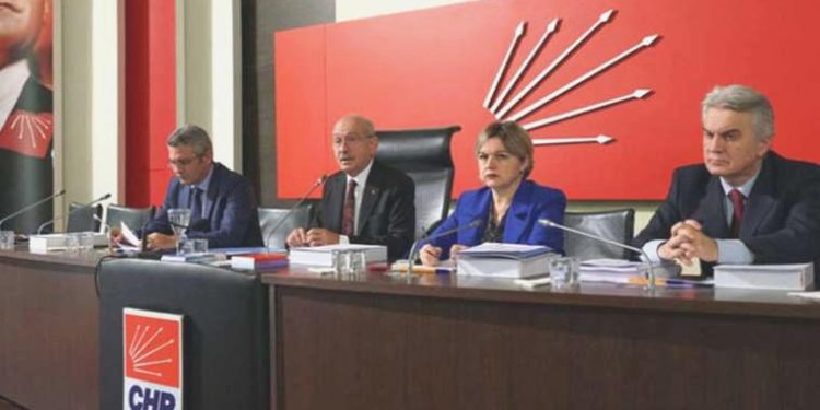 CHP’de kritik PM toplantısı: ‘Toplantı’ tartışma çıkardı, bilinmeyen oylama gecikti